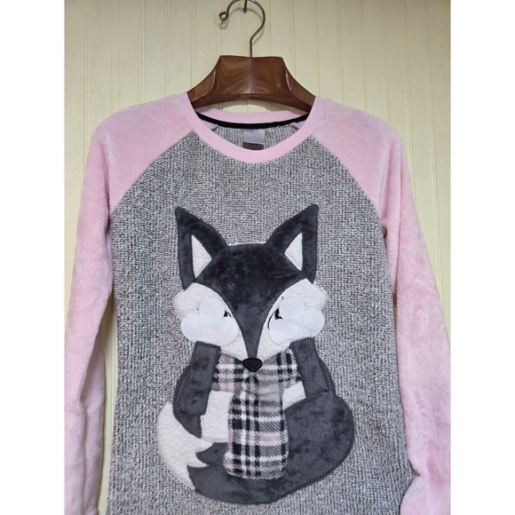 Secret Treasures Sweater Womens Small Pink Gray Fox Pullover Plush Fleece Cozy - Picture 1 of 9